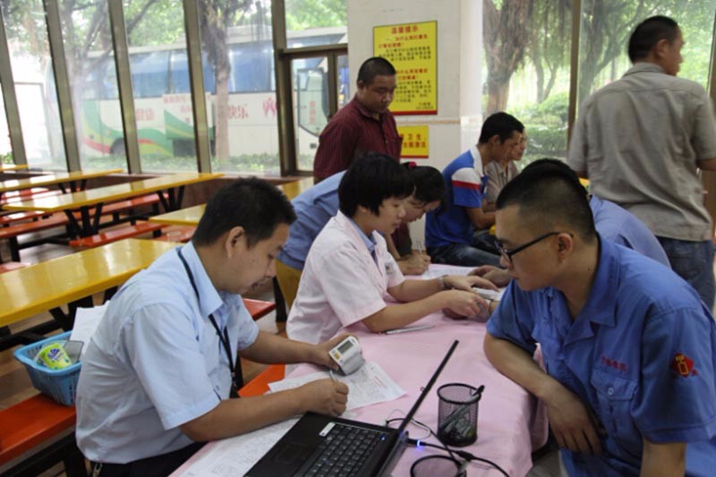 助力無償獻(xiàn)血，奉獻(xiàn)公益愛心—堅(jiān)美獻(xiàn)血活動(dòng)